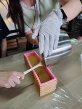 Load image into Gallery viewer, Customised Corporate / Teambonding Workshop