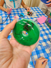 Load image into Gallery viewer, Melt and Pour soap making workshop for children