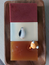 Load image into Gallery viewer, Melt and Pour soap making workshop for children